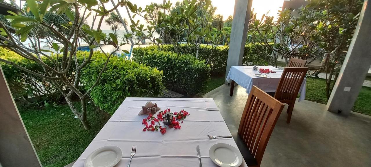 Ananya Beach Resort Tangalle Ngoại thất bức ảnh